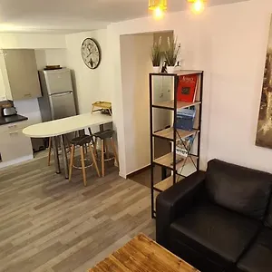 Appartement Bel En Rez-de-jardin, Annecy
